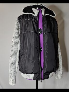 Men's Black Puffer Jacket with Gray Knit Sleeves and Hood